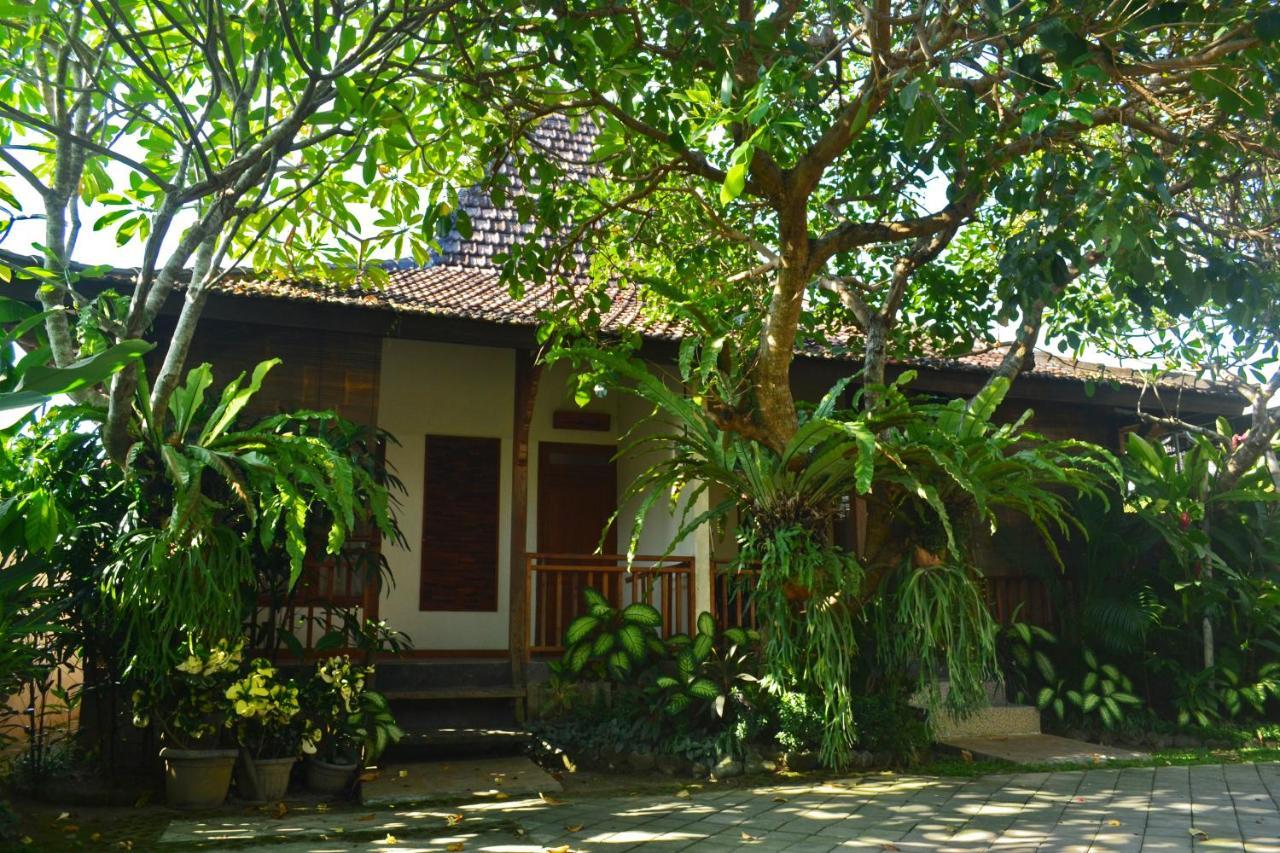 Joglo Villa Bali Penatih Eksteriør billede