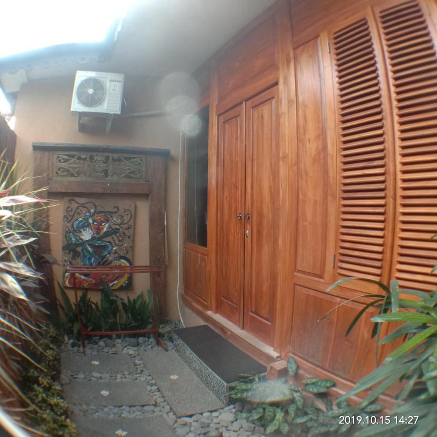 Joglo Villa Bali Penatih Eksteriør billede
